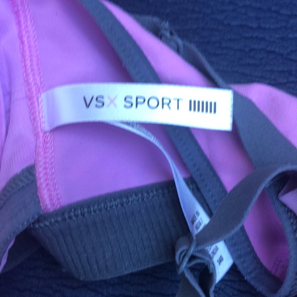 A bit worn out but still in good conditions - Picture 4 of 4